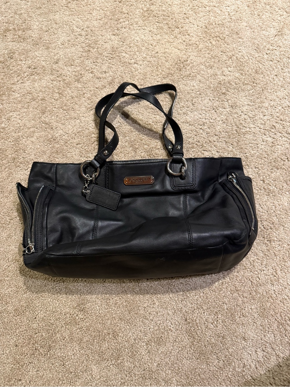 Coach Black Leather Gallery East/West Tote Bag F19252 – Silver Hardware